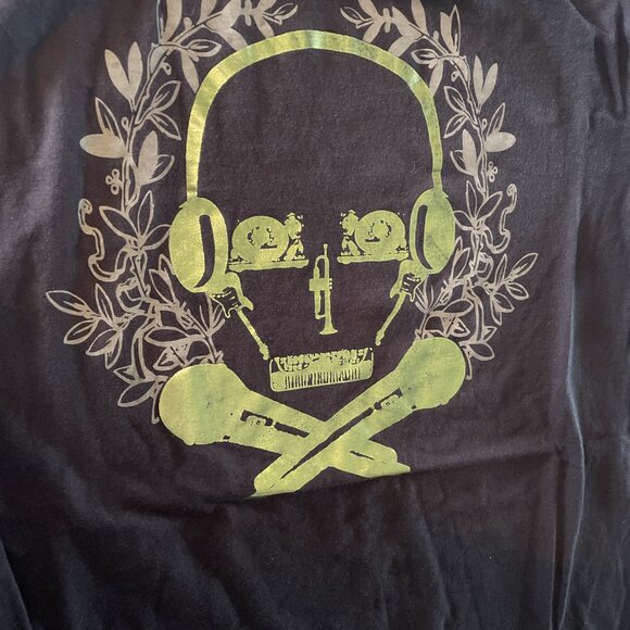 *♪ Y2K Brown Gold Skull Music T-Shirt - 2000's cool! *♪ - Picture 5 of 13